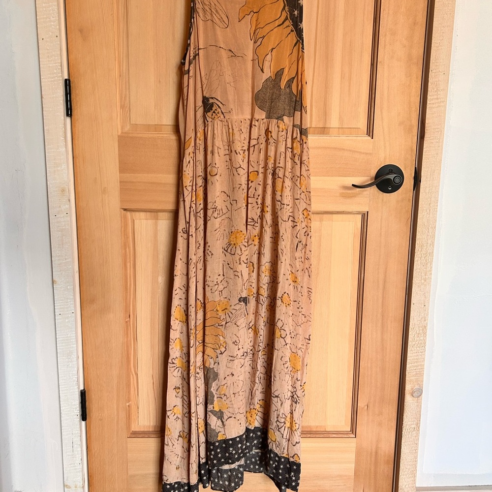 Market of Stars Sunflower Print Maxi Dress - Picture 4 of 5